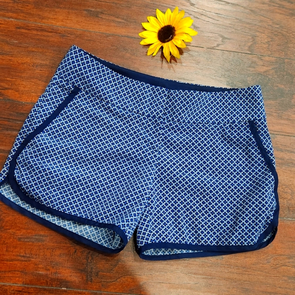 OUTBACK RED BLUE SHORTS
